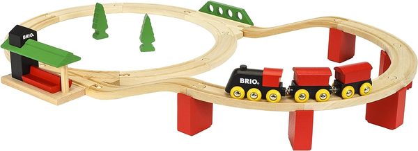 BRIO WORLD Classic Deluxe Train and Track Set 33424