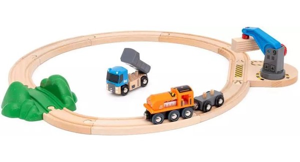 BRIO World Starter Lift and Load Set: Trains, Track and Crane 36028