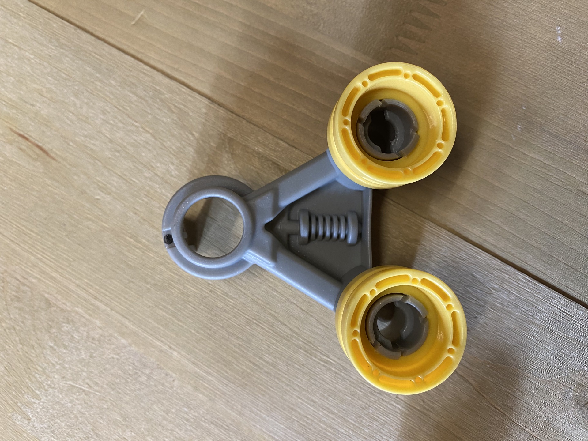 Bull Dozer Wheels (set of 2 with dot) Image