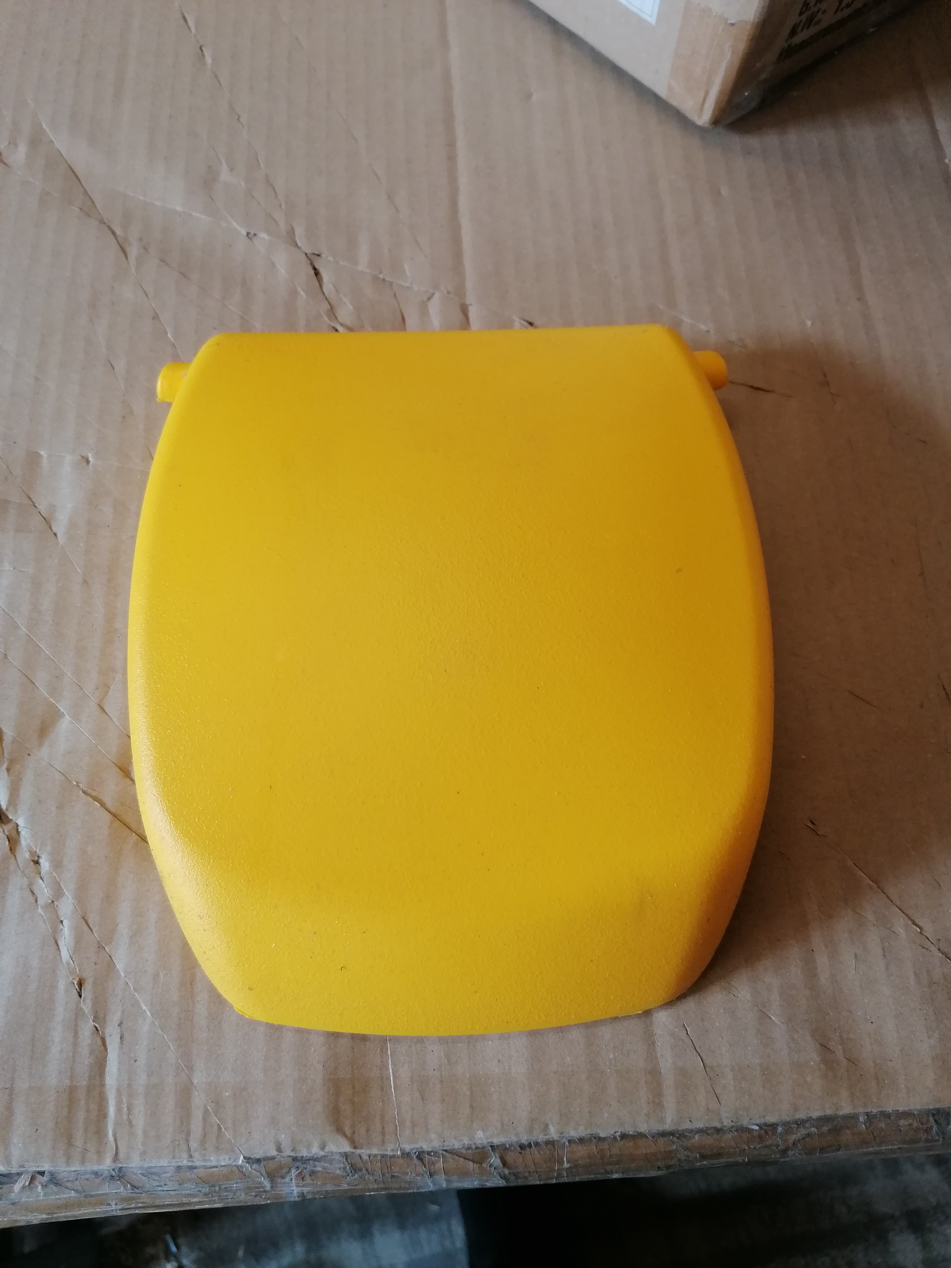 Tough Tyre Trike Boot Lid Yellow Image